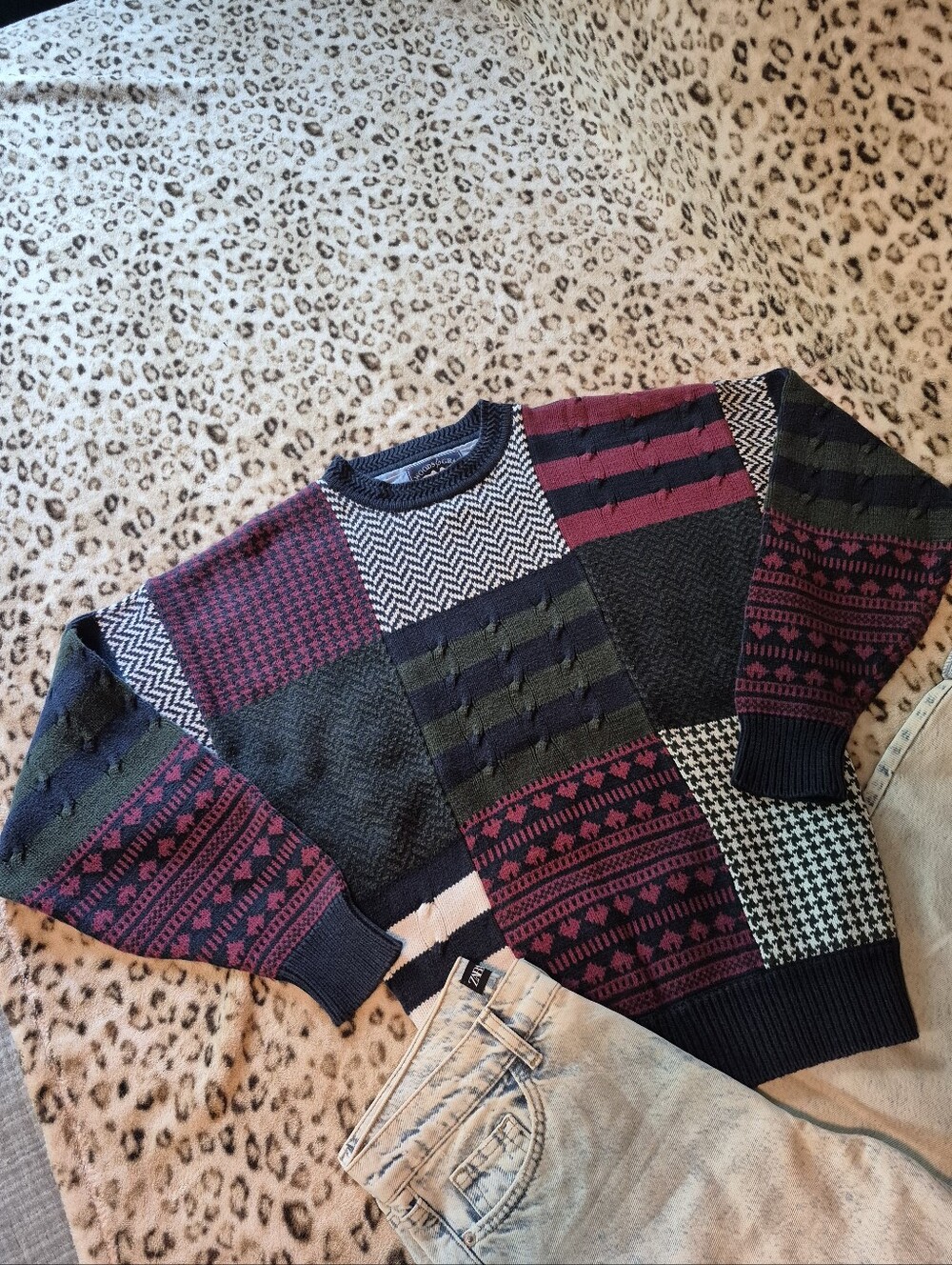 Vintage Colorblock Knit Sweater - Picture 2 of 6